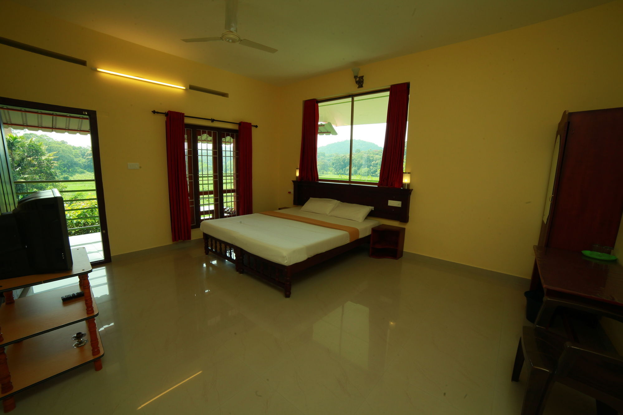 Апартаменты Kerala House Теккади Экстерьер фото